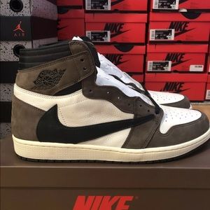 Travis Scott Air Jordan 1 Retro High OG 'Mocha'